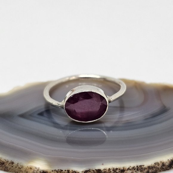 925 Sterling Silver - Natural Ruby Gemstone Ring Size 8.5 - Picture 14 of 14